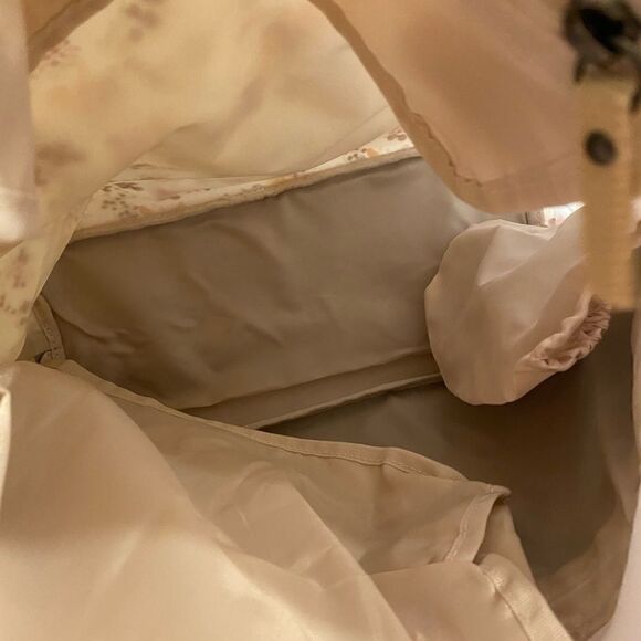 NWT Jujube Large Tote   - Picture 9 of 10